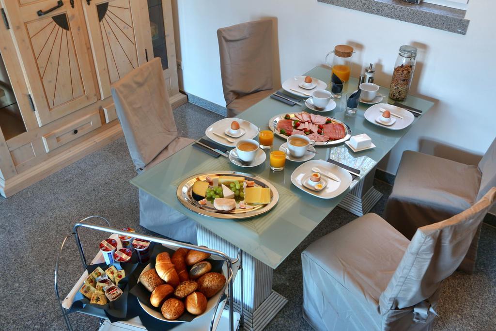 Gesindehaus Charis Villa Кипенхайм Екстериор снимка
