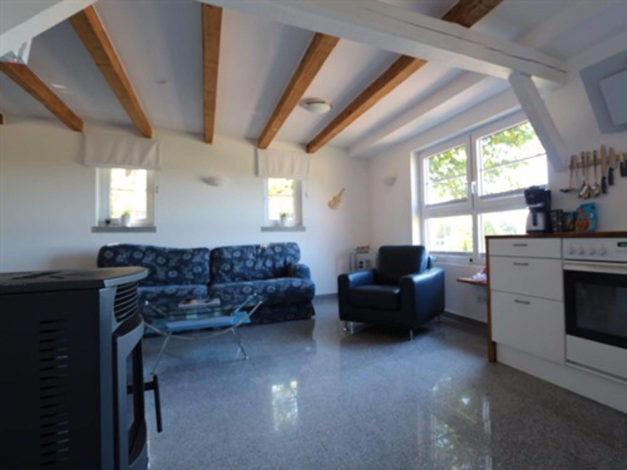 Gesindehaus Charis Villa Кипенхайм Екстериор снимка