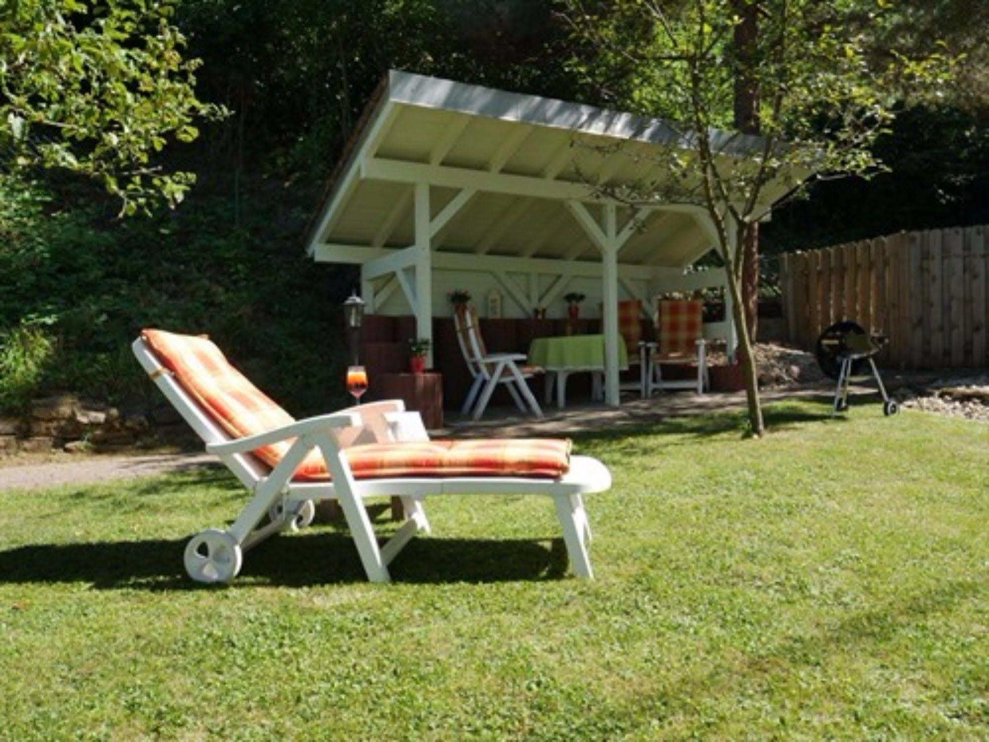 Gesindehaus Charis Villa Кипенхайм Екстериор снимка